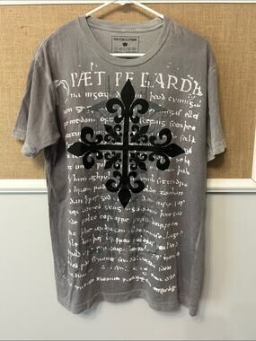 POP ICON CLOTHING Gray Tee with Black Fleur-de-Lis Cross